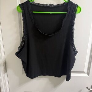 SHEIN Black Lace-Trim Ribbed Tank Top